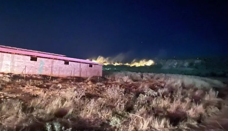 b66b302f-e3db-49e1-b37b-255826a9201a