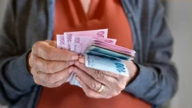 Emekli ve Memur Maaşları İçin Yeni Tahminler-
