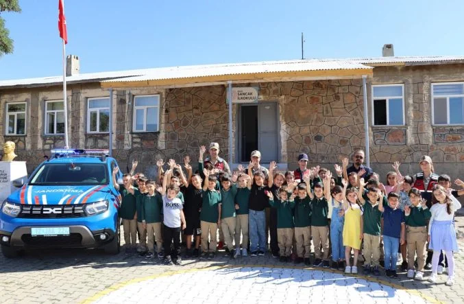 bb3a9cf1-7133-4f3f-8bc5-a6b32dacbcfa