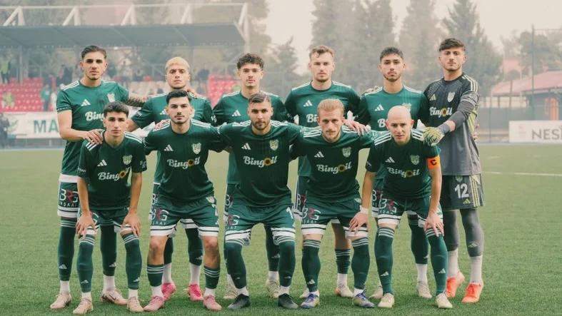 12-bingolspor-yeni-takim-1
