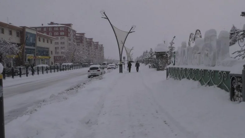 11580001.MOV_snapshot_00.00.741