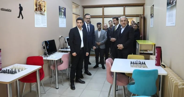 25a6862e-1e29-45f4-82f2-f55a942db2c3