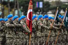 Servicemen_of_the_Turkish_Special_Forces_Command,_led_by_the_Captain_Harun_Ergin_3